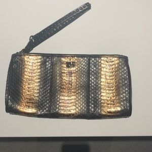 DVF CLUTCH! Never used !